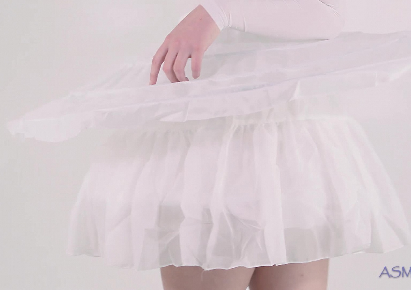 content/Jessica/Ballet dancer ASMR video/0.jpg